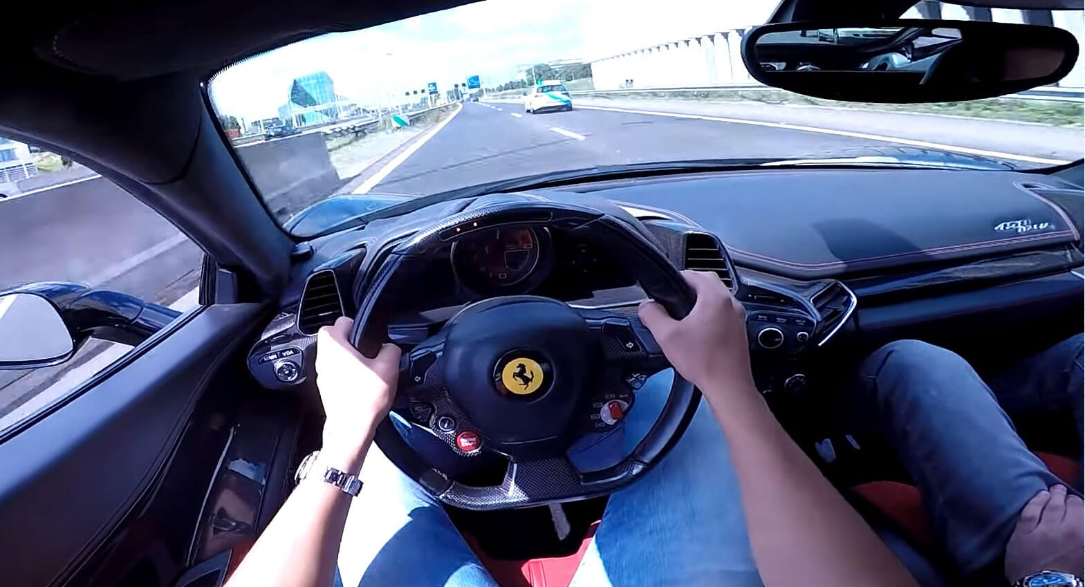If This Ferrari 458 Italia Video Won’t Get Your Heart Pumping, Check ...