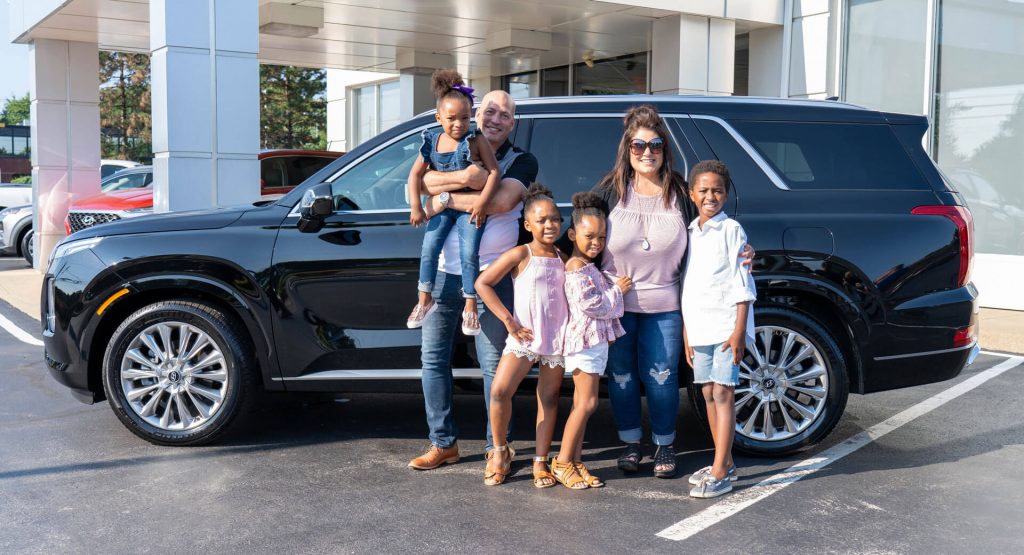  Ohio Family Who Adopted Four Kids Got A Free Hyundai Palisade