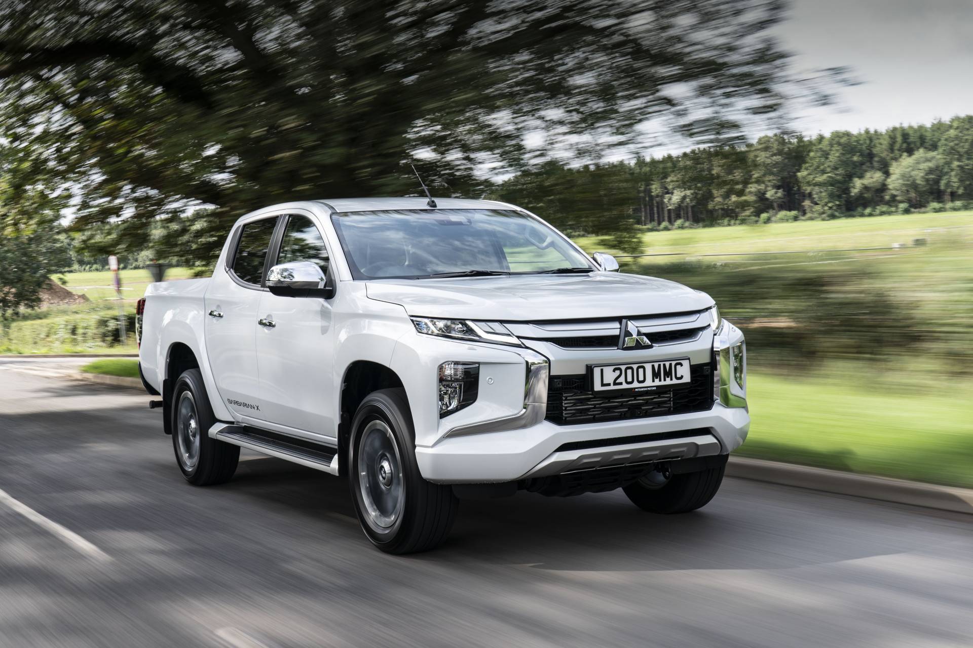 2020 Mitsubishi L200 Arrives In The Uk With 21 515 Base Price Carscoops