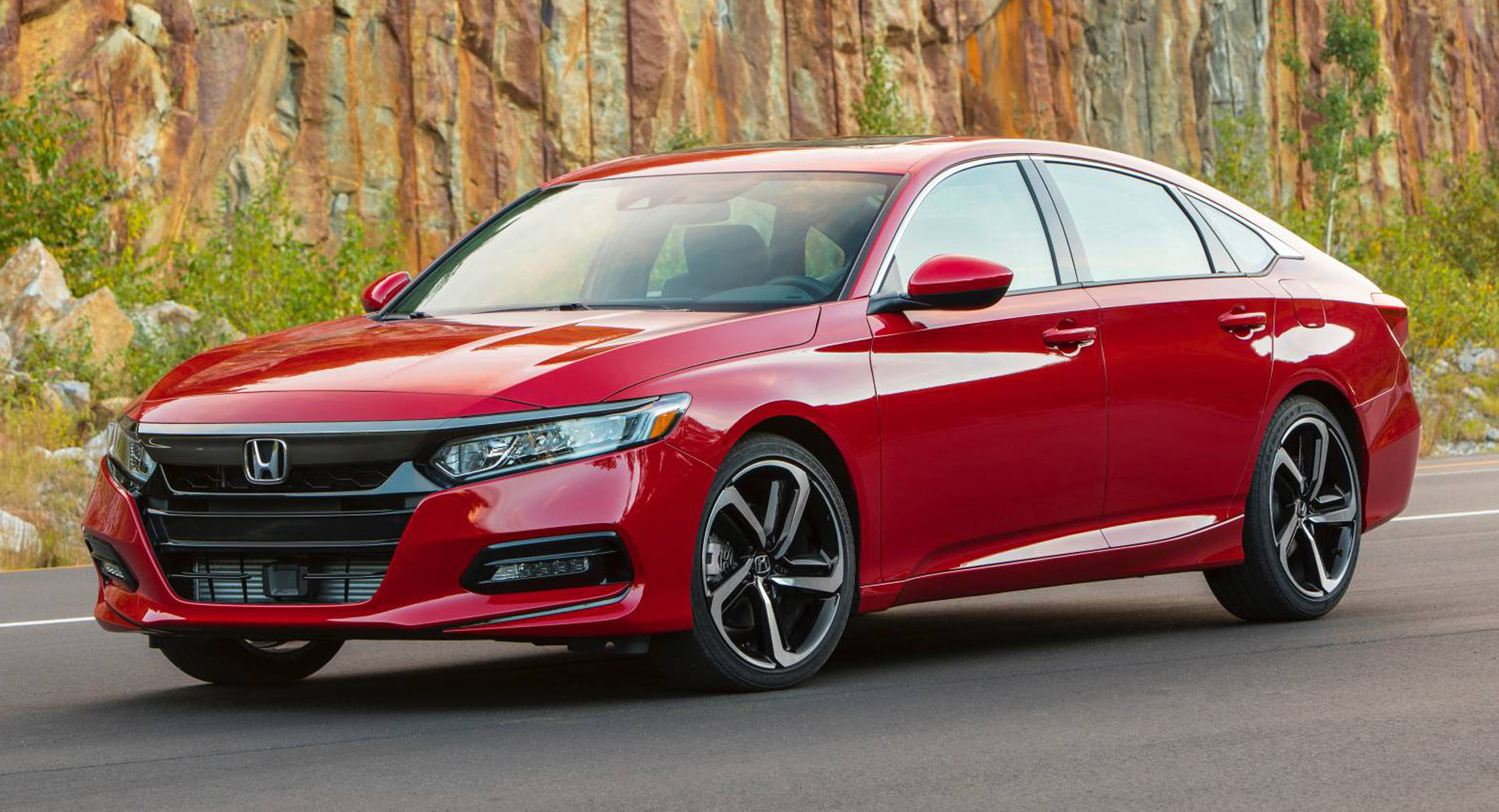 Honda Cuts Back Production Of Civic And Accord, Acura Is Not Affected ...