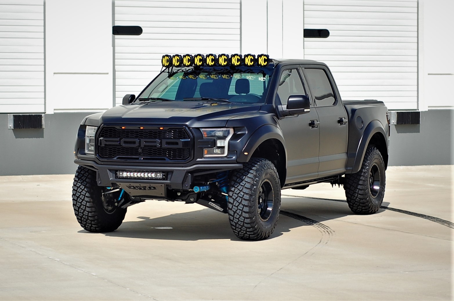 PaxPower’s 758 HP Supercharged V8 Ford F-150 Raptor Is Pure Evil ...