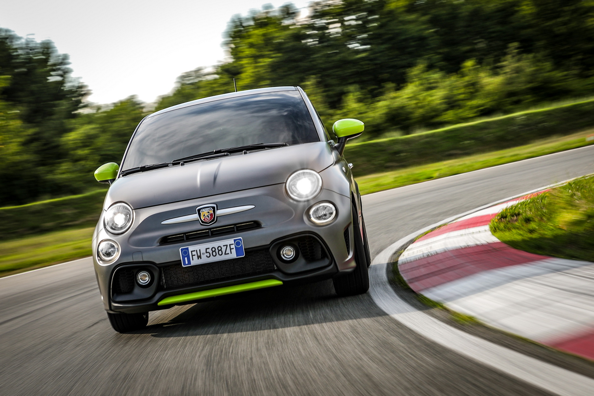 pista performance abarth