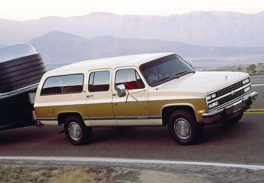 Chevrolet Suburban, the Longest Running Nameplate in History - autoevolution