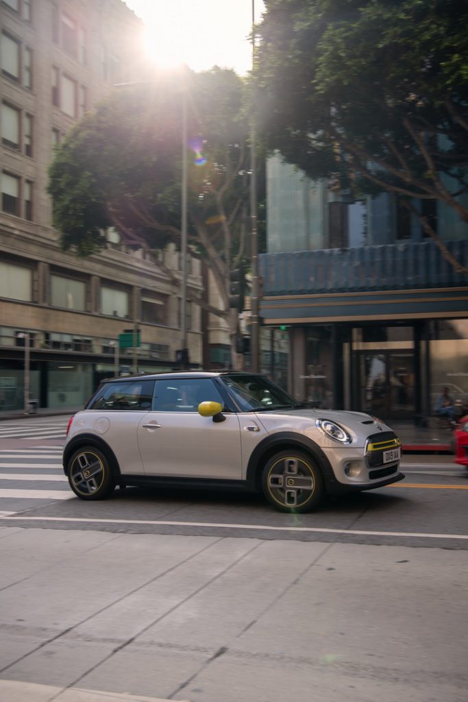 Electric 2020 Mini Cooper SE Starts Under $30k, But You Could Get It As ...