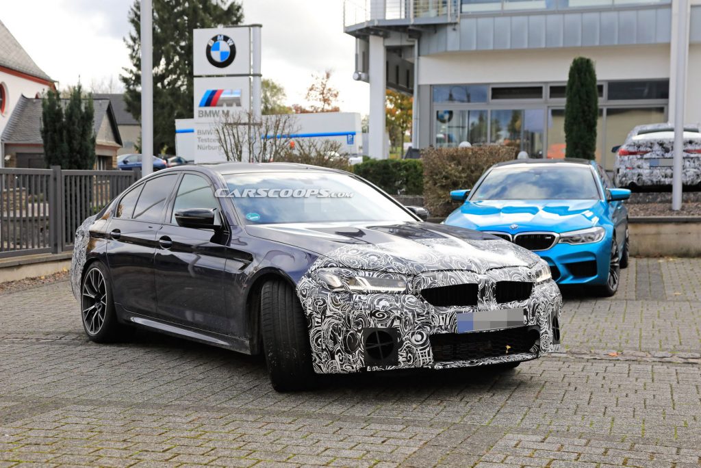 2021 BMW M5 Facelift Spied Right Next To Current Model: Can You Tell ...