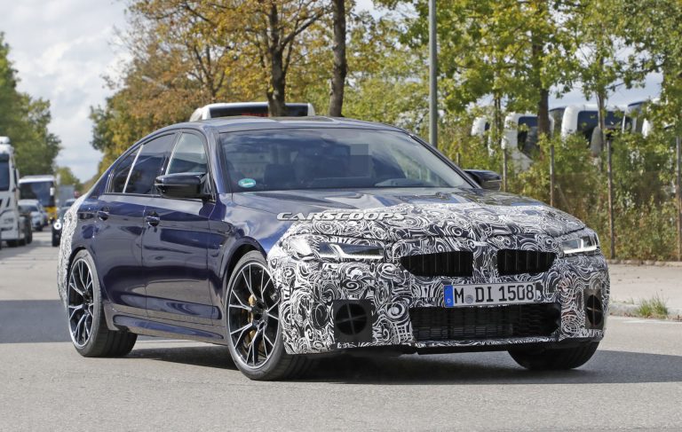 2021 BMW M5 Facelift Spied Right Next To Current Model: Can You Tell ...