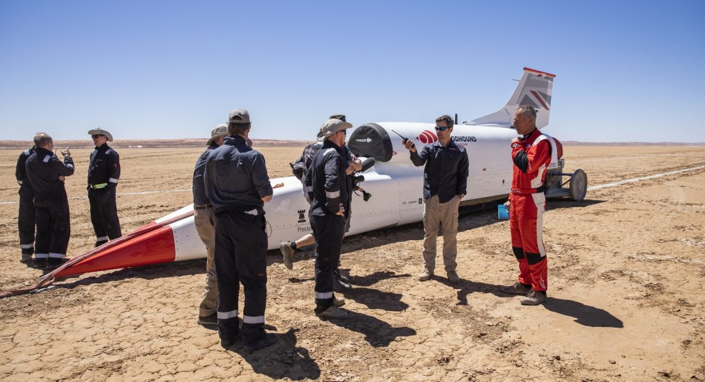  Bloodhound LSR Completes First Test Run On The Desert, Hits 334 MPH