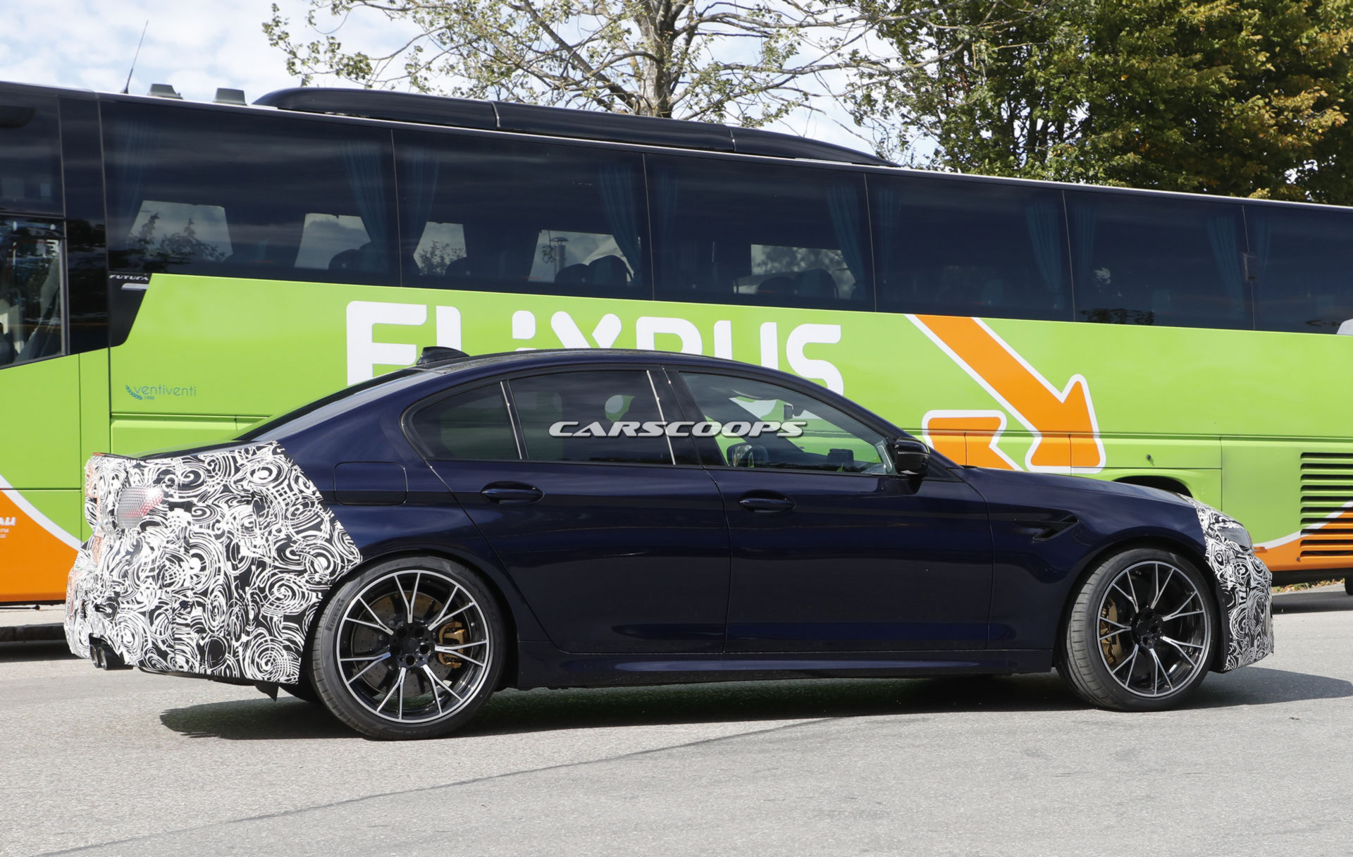 2021 BMW M5 Facelift Spied Right Next To Current Model: Can You Tell ...