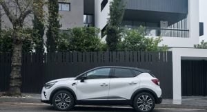 2020 Renault Captur Vies For European Supremacy, Stars In Huge Gallery ...