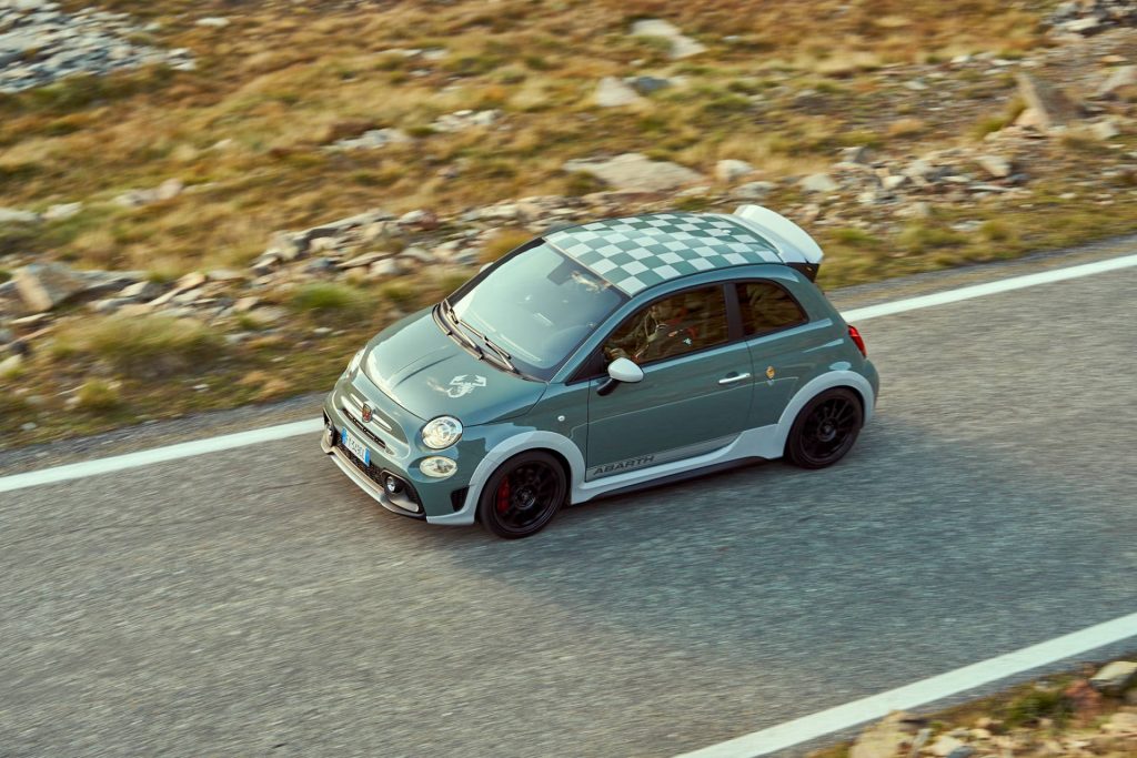 Limited-Run Abarth 695 70° Anniversario Debuts Manually Adjustable