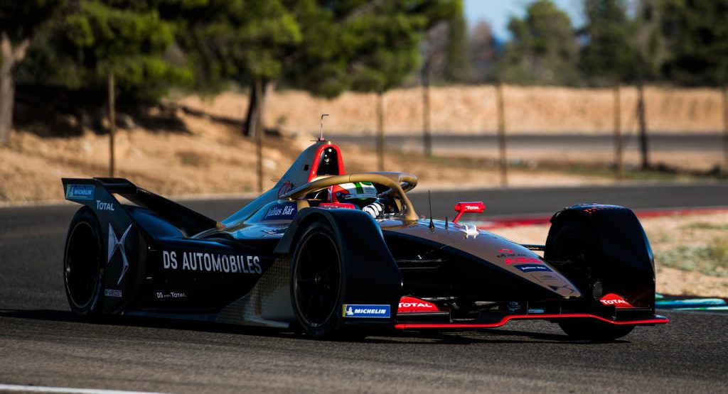  DS E-TENSE FE20 Formula E Car Shows Its New Black & Gold Livery