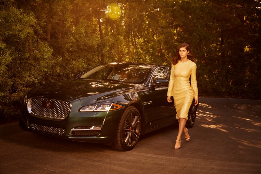 https://www.carscoops.com/wp-content/uploads/2019/11/2019-Jaguar-XJ-Collection-02-1024x683.jpg