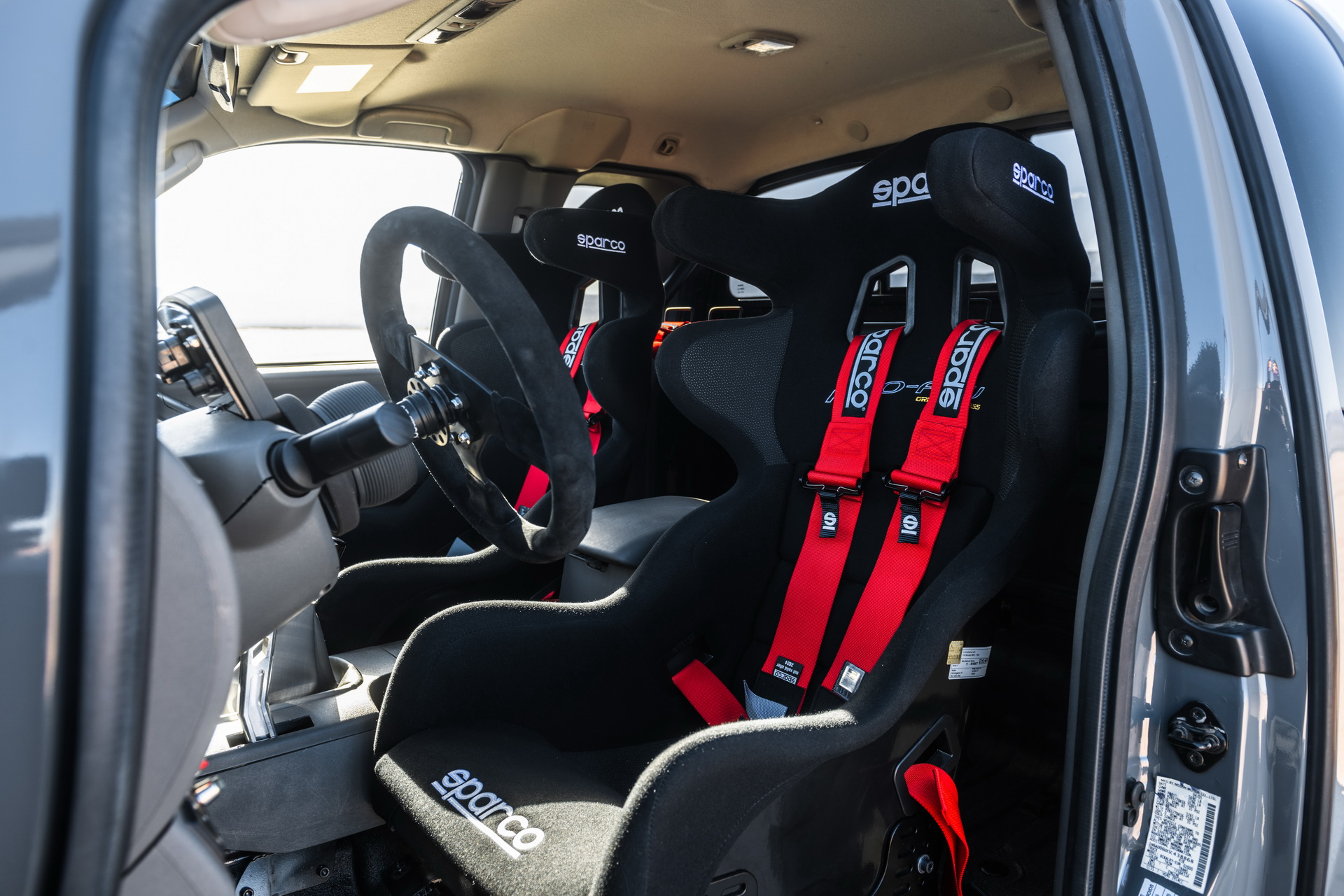 nissan frontier replacement seats