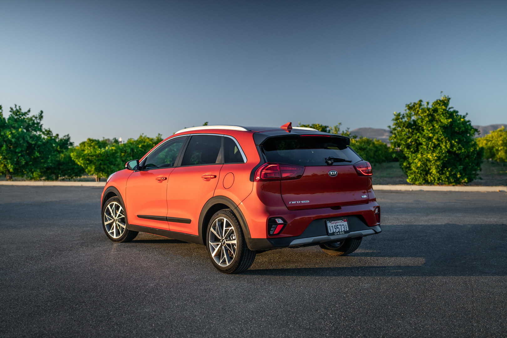 2020 Kia Niro Hybrid Goes Under The Knife, Adds New Tech | Carscoops