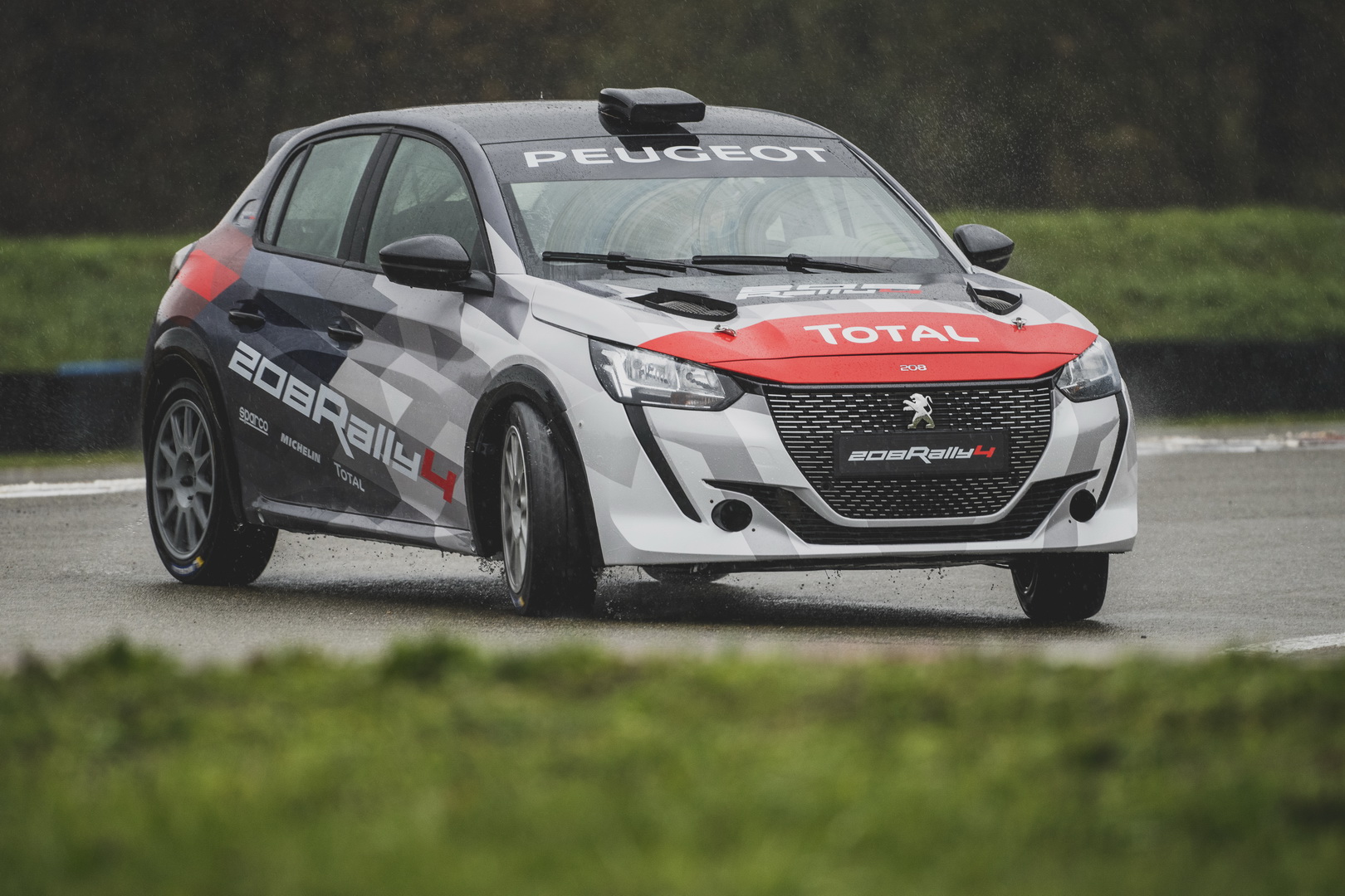 peugeot 208 t16 body kit