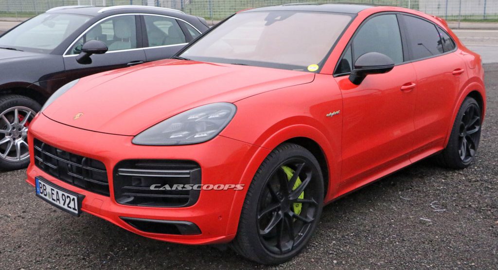  Is Porsche Testing An 800+ HP Variant Of Its Cayenne Turbo S E-Hybrid Coupe?