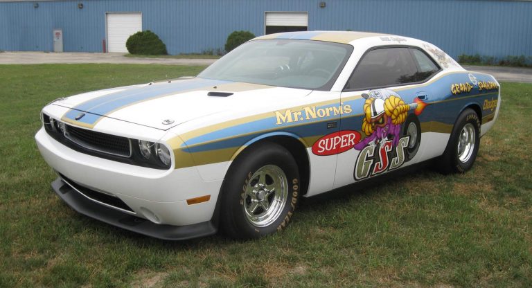 2011 Dodge Challenger With 650 Hp Viper V10 Is A Drag Strip Special