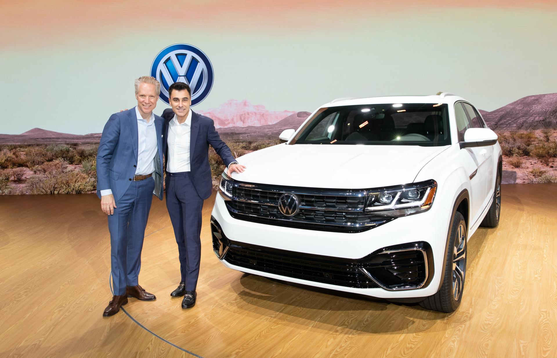 Canada's 2020 VW Atlas And Atlas Cross Sport Getting Standard AWD, 2.0T Models Included | Carscoops