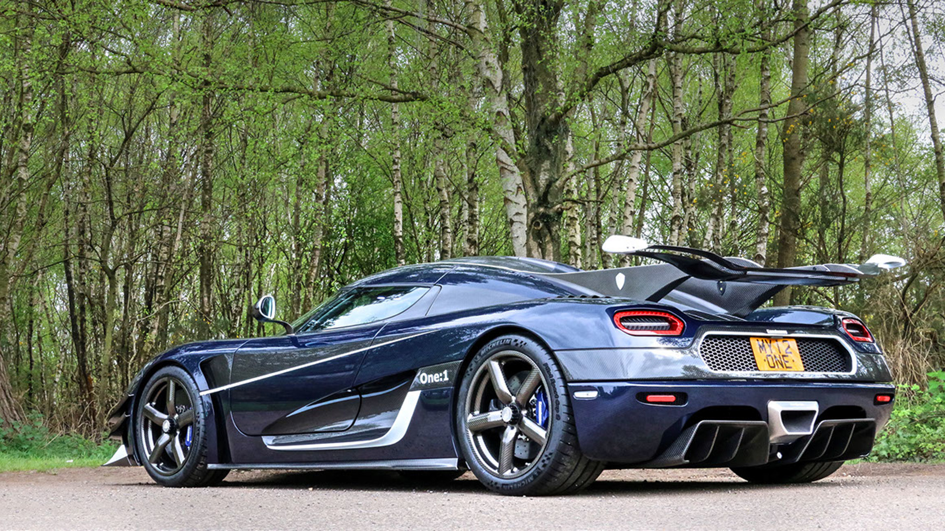 Rare Koenigsegg One 1 Has Eye Watering 7 2 Million Price Carscoops