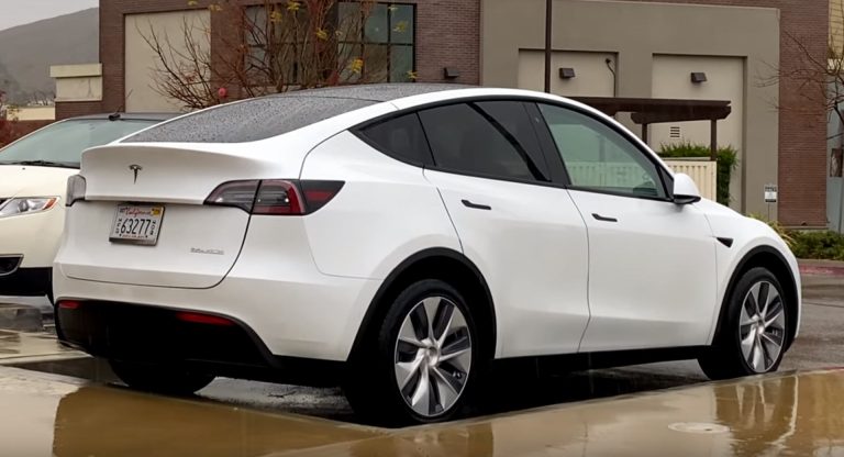 Tesla Model Y Performance Looks Just Like A Bloated Model 3 | Teslas Only