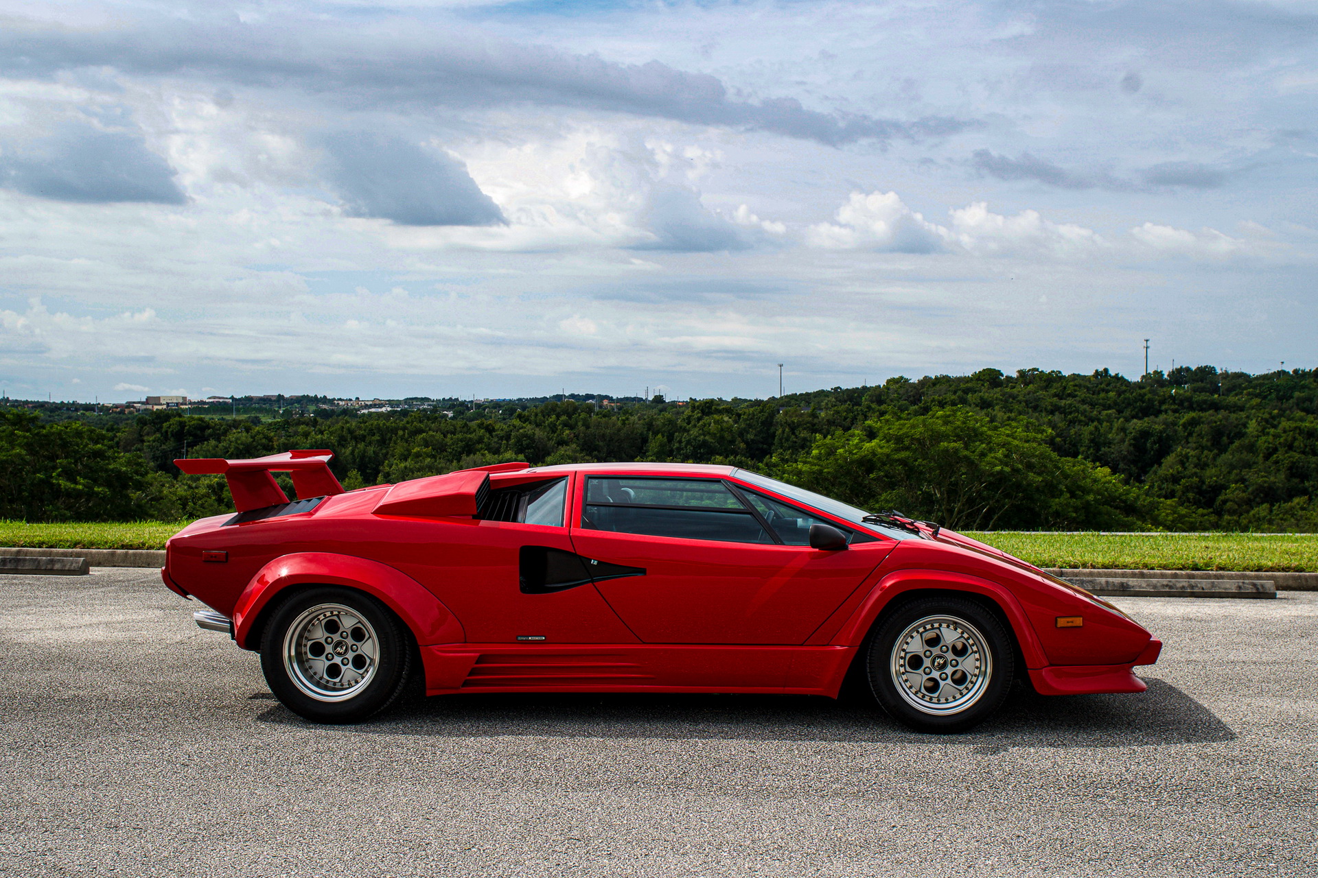 Lamborghini Countach Цена