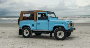 Arkonik Turns 90's Land Rover Defender Into Impossibly Cool Beach Buggy ...