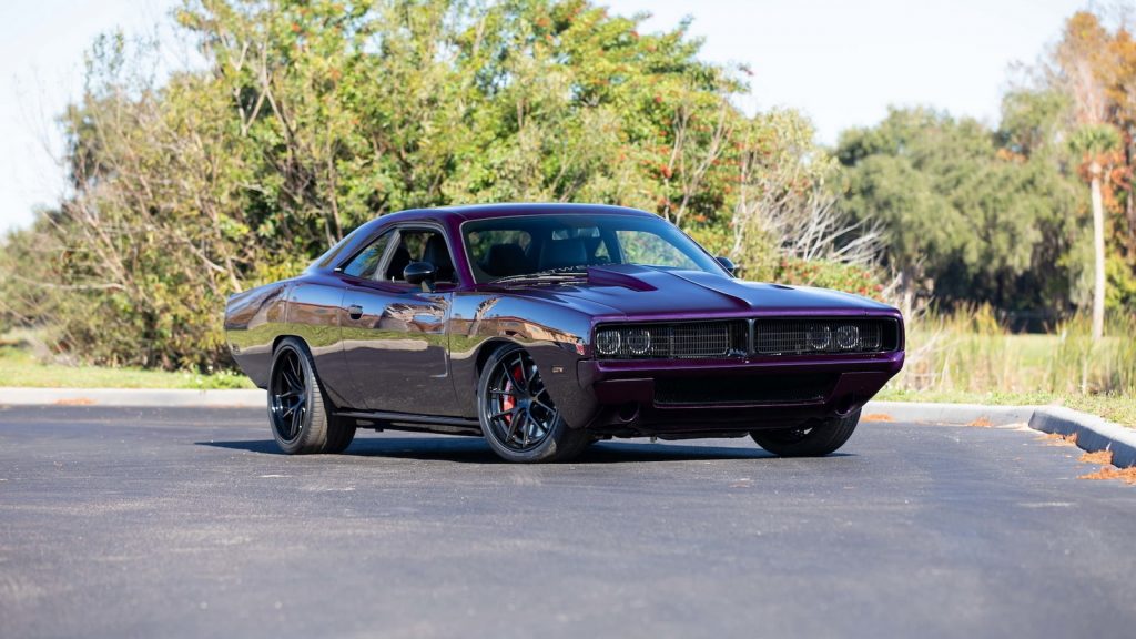 2019 Dodge Challenger Hellcat Wears Carbon 1969 Charger Body Like A ...