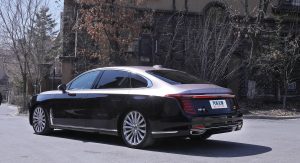 New Hongqi H9 Goes After Mercedes E-Class With Familiar Cadillac, Rolls ...