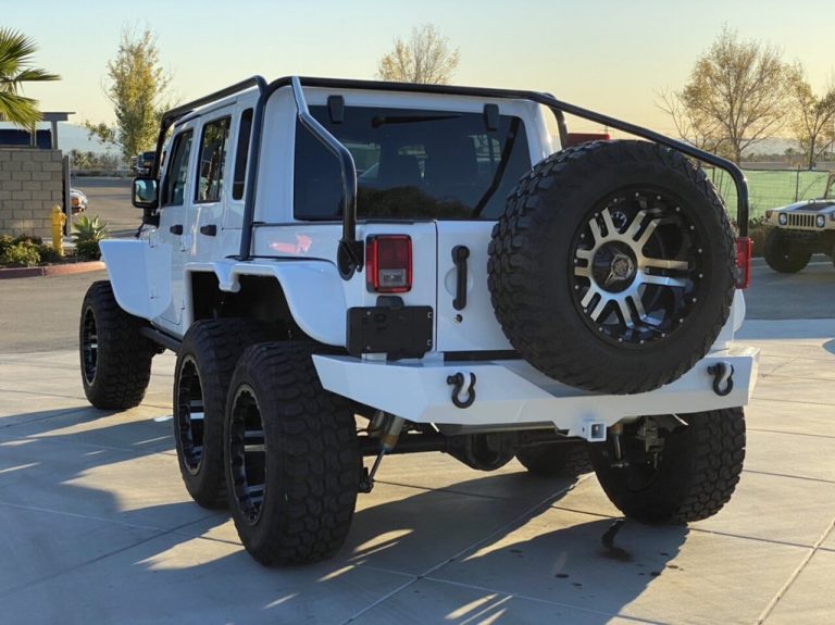 This Six-wheeled Jeep Wrangler Is All About Show, But It’ll Still Cost 