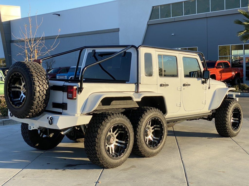 This Six-Wheeled Jeep Wrangler Is All About Show, But It’ll Still Cost ...