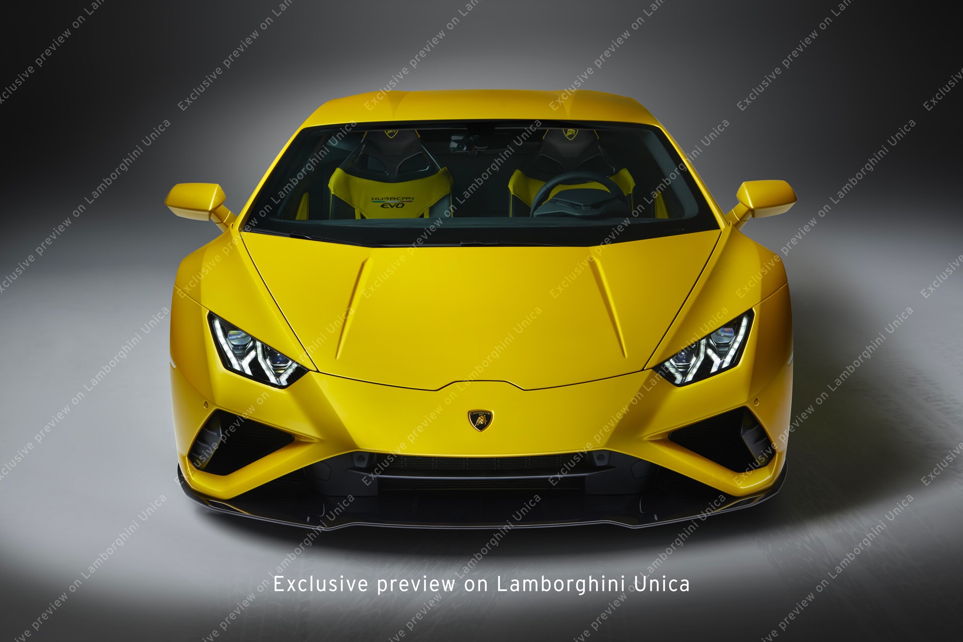 Lamborghini Huracan Evo đầu tiên được cho là có hệ thống lái sau được lộ diện trên tài khoản chủ nhân: Bạn yêu thích những mẫu xe đắt tiền và sang trọng? Hãy cùng đến với hình ảnh của chiếc Lamborghini Huracan Evo đầu tiên được tiết lộ hệ thống lái sau. Với khả năng vận hành mạnh mẽ và thiết kế tinh tế cùng với hệ thống lái đường cong bật lên, chiếc xe này chắc chắn sẽ là món đồ chơi hoàn hảo cho những tín đồ đam mê tốc độ. 