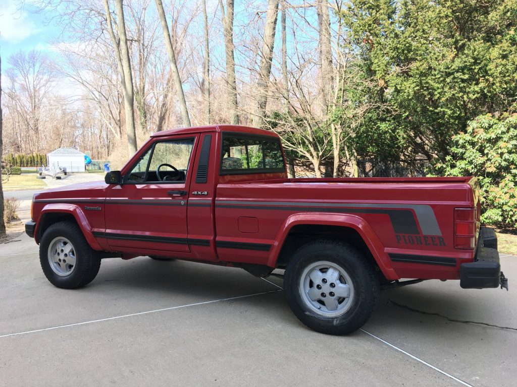 1989 Jeep Comanche Invites You To Be A Pioneer, Not A Gladiator 