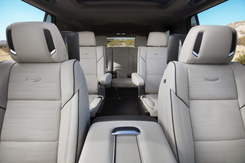 2021 Cadillac Escalade Embraces Luxury And Tech To Distance Itself From ...