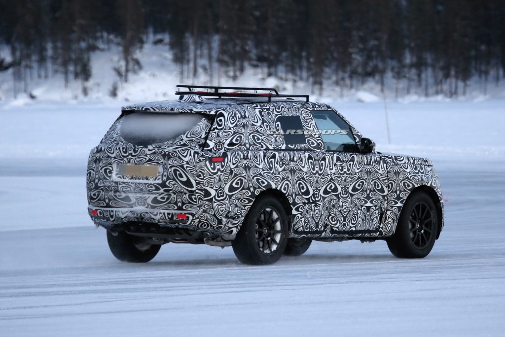 2022 Range Rover Sport Spotted Having Fun On A Frozen Lake | Carscoops