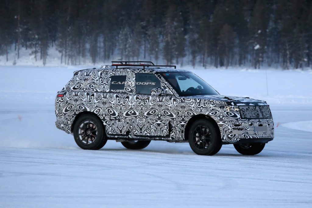 2022 Range Rover Sport Spotted Having Fun On A Frozen Lake | Carscoops