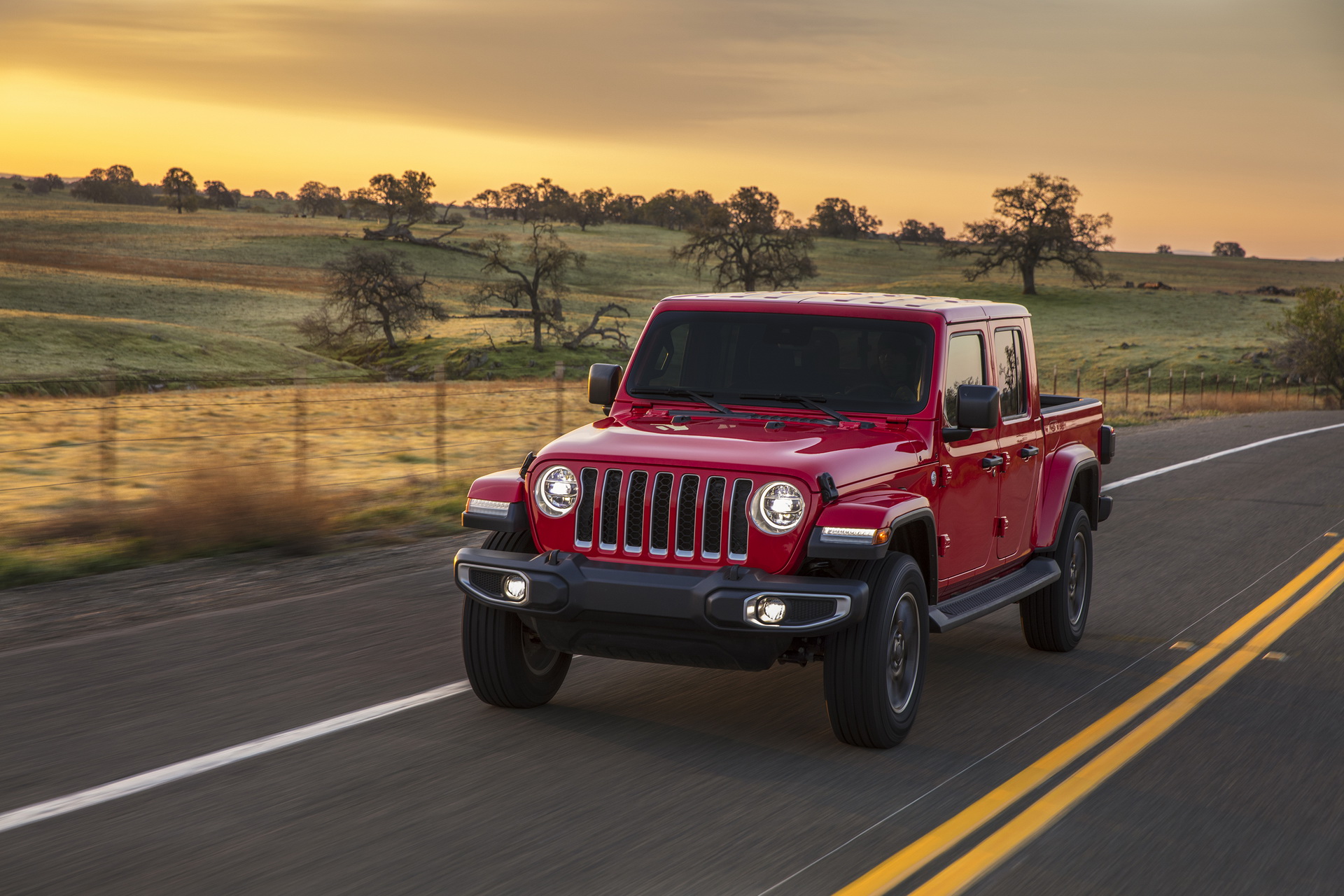 Jeep Gladiator, Wrangler Recalled Over Clutch Issue, FCA Doesn’t Have A ...