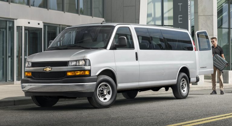 25-year-old Chevrolet Express Refuses To Die, Gains 401 Hp 6.6l V8 For 