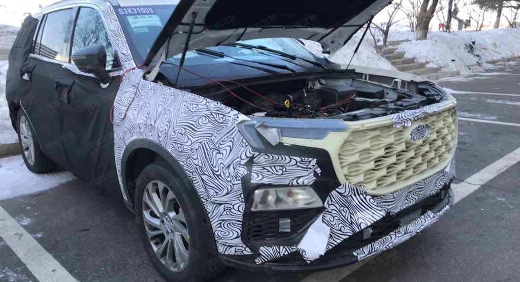  Ford Spied Developing New Seven-Seat SUV In China