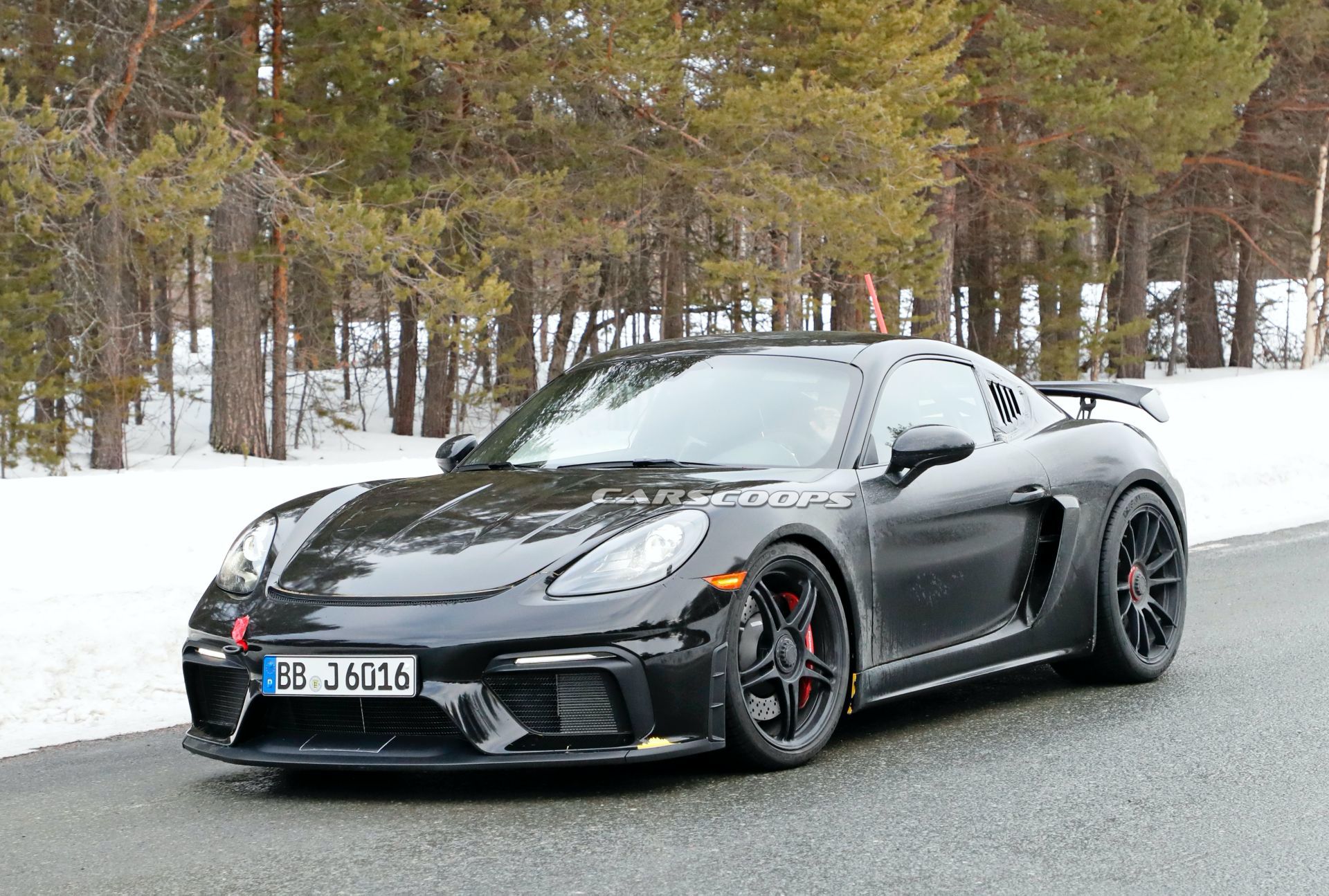 Porsche cayman gt4 rs