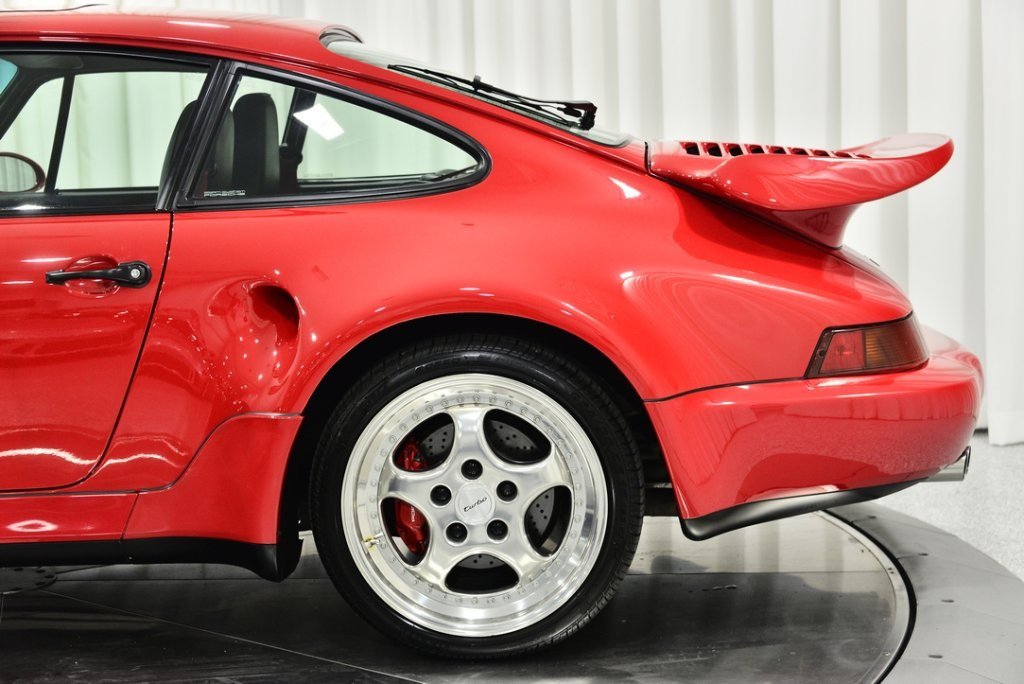 Rare 1994 Porsche 911 Turbo S 3 6 Flachbau Has 928 Style Lights And An 800 000 Price Carscoops