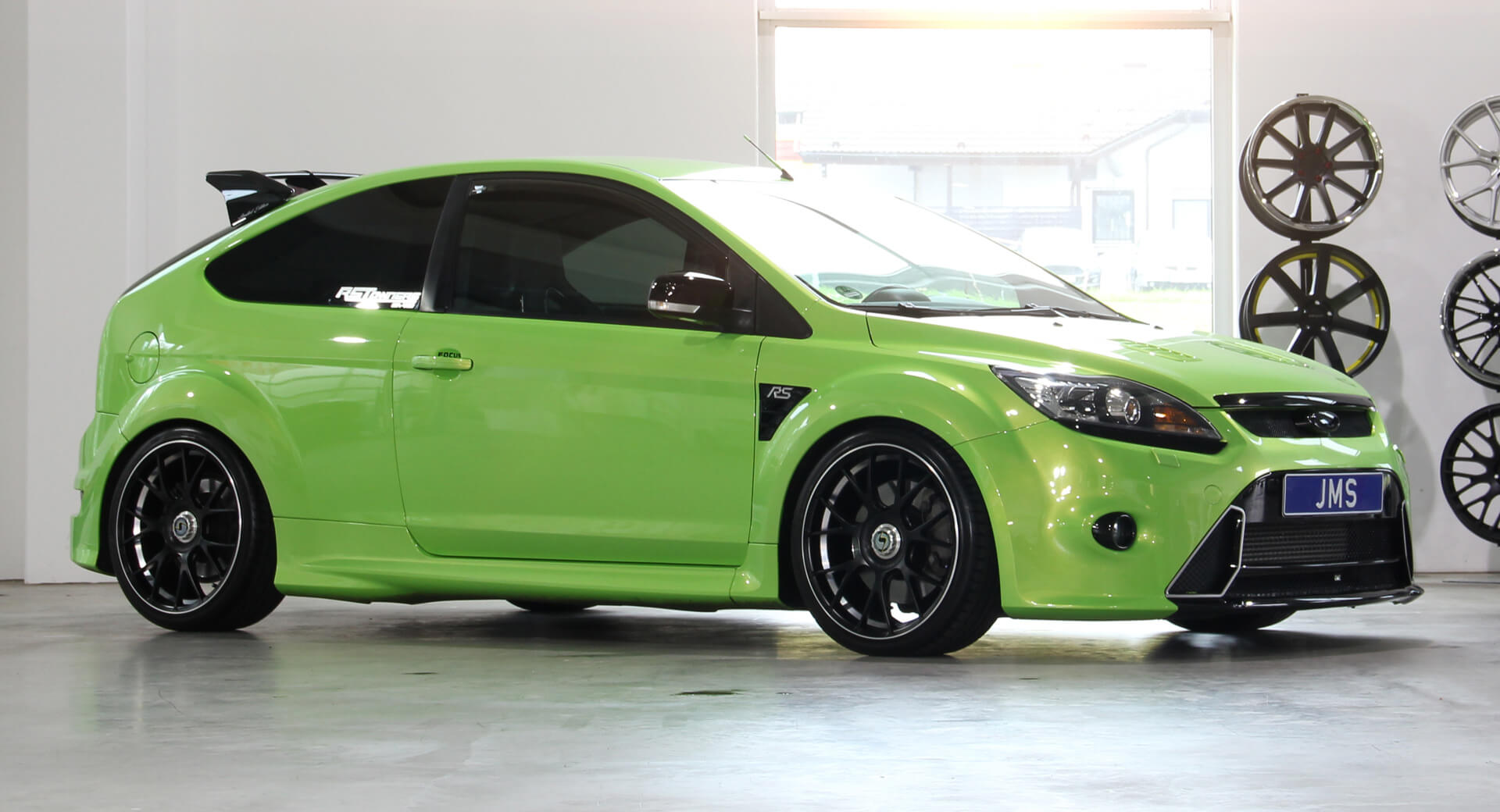 Ford Focus RS Mk2 Gets Some Fine Tuning From JMS Carscoops