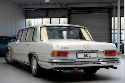 Roll Like A Tech-Savvy Dictator In 1975 Mercedes-Benz 600 Pullman ...