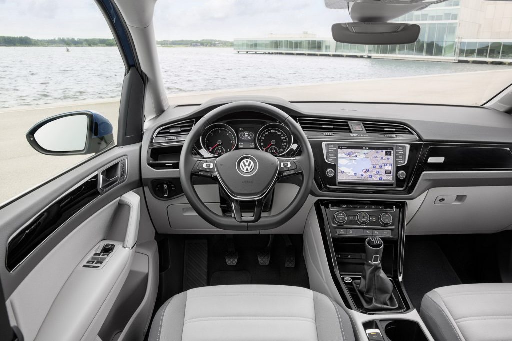 VW Touran Walks On Thin Ice, Might Be Replaced By The I.D. Buzz | Carscoops