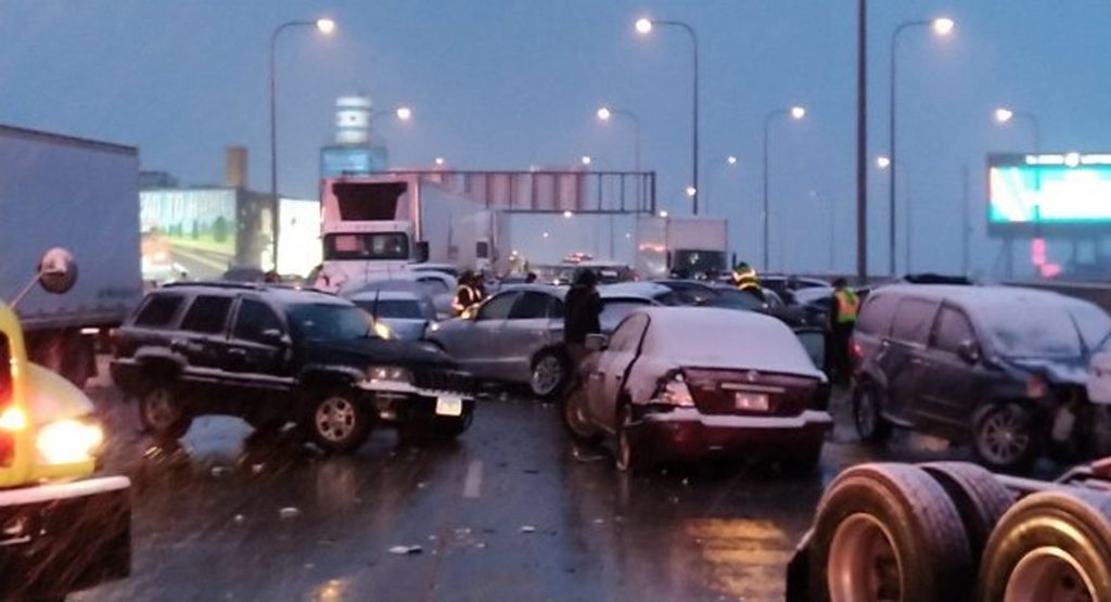  Snow Causes Massive 60-Car Pileup In Chicago, 14 People Taken To Hospital