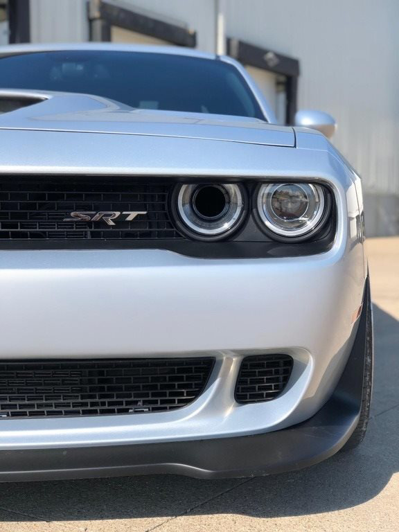 Go Super Wide With Sema Dodge Challenger Srt Hellcat Boasting Massive