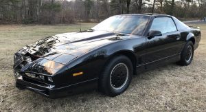 Live Out Your Movie Car Fantasies With This Pontiac Firebird 'KITT ...