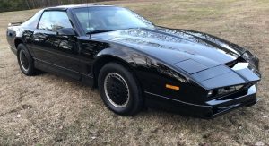 Live Out Your Movie Car Fantasies With This Pontiac Firebird 'KITT ...