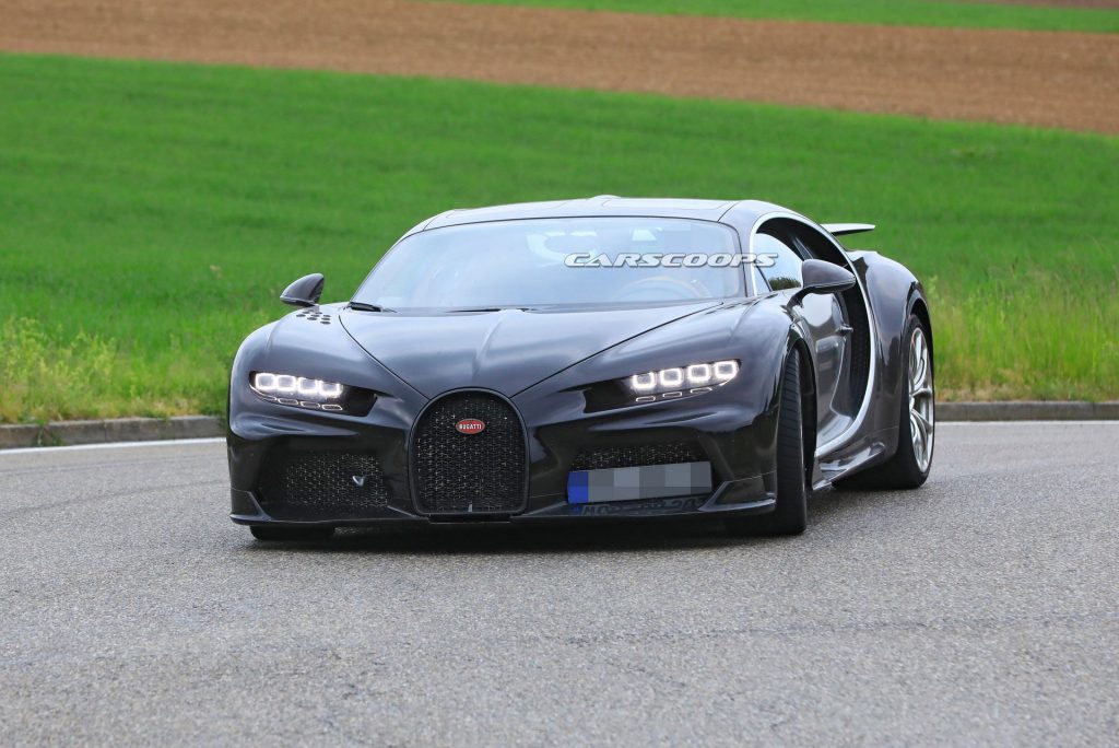 Mysterious Bugatti Chiron Prototype Is Part Super Sport, Part Something 