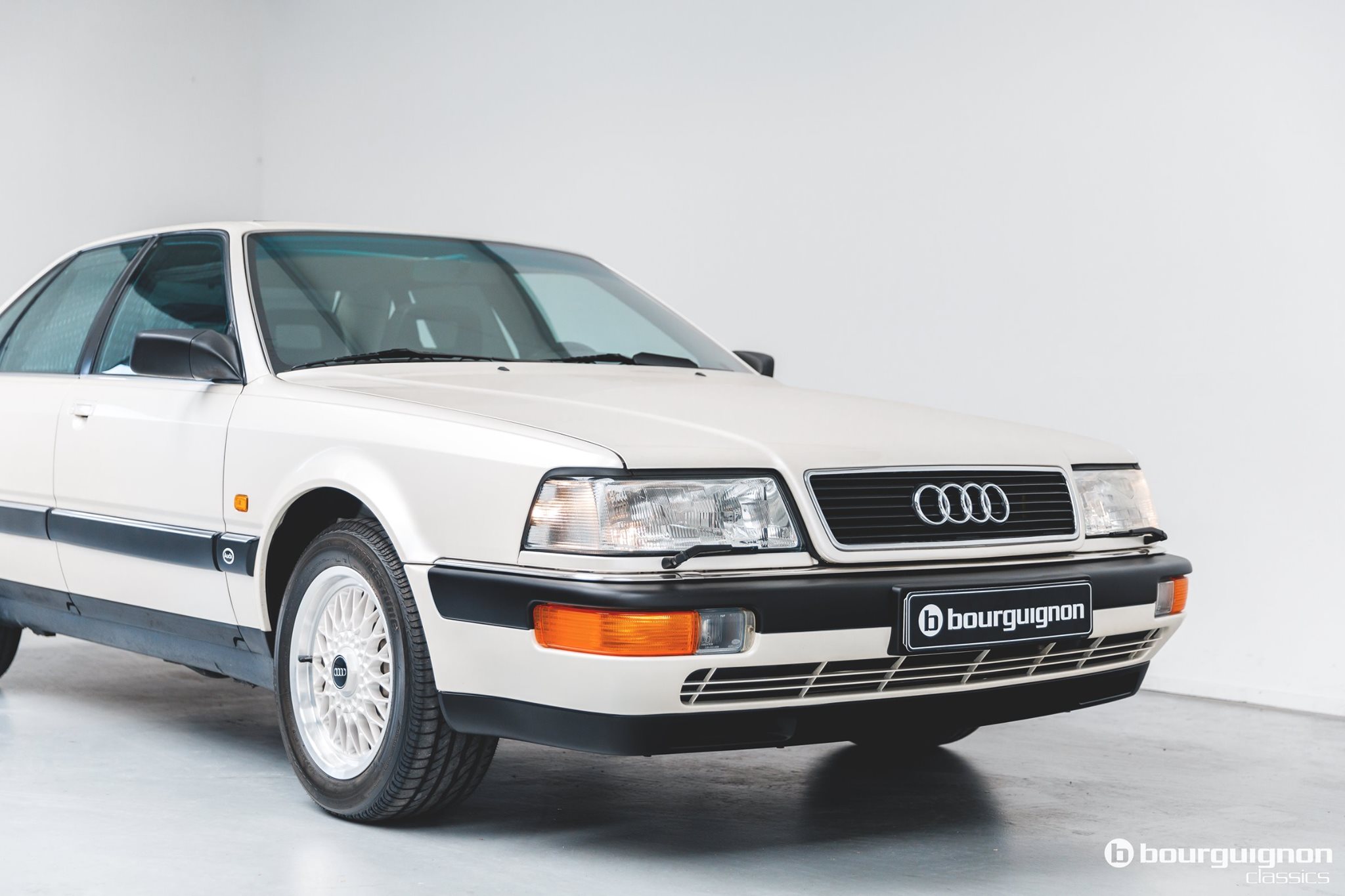 Audi v8 1990