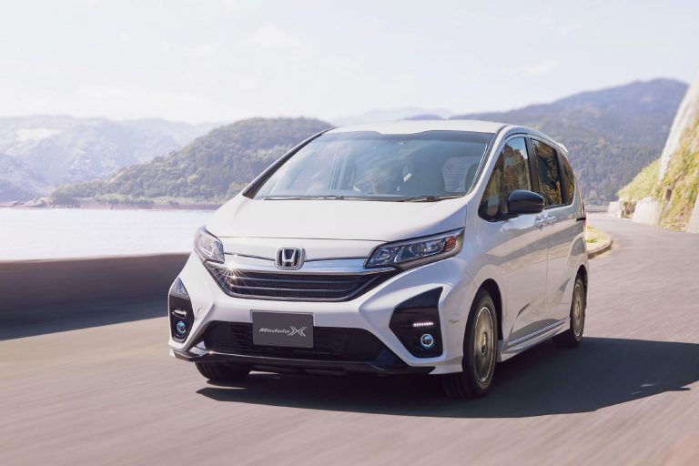 Honda Freed Modulo X Facelift Is One Mean-Looking Small MPV | Carscoops